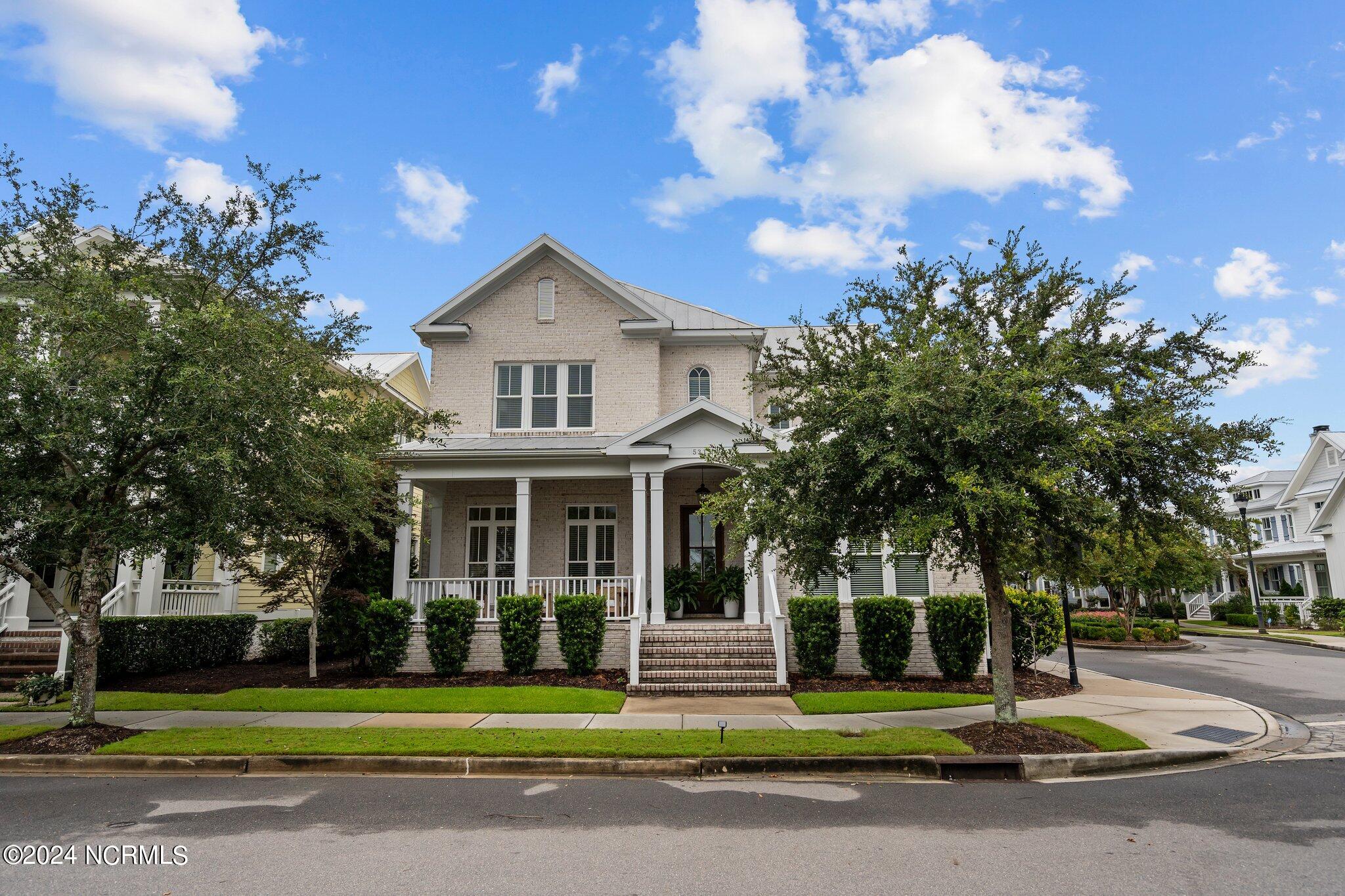 Hanahan Dr, Wilmington, NC 28403