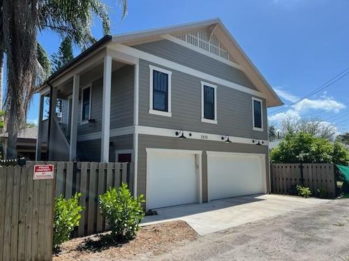 3236 1/2 11th St N, St Petersburg, FL, 33704-1802 | Card Image