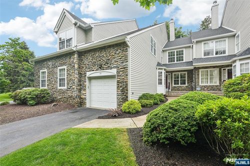 55 Hunter Rd S, North Haledon, NJ, 07508-3303 | Card Image