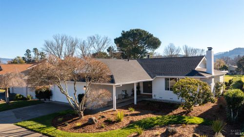 8911 Oakmont Dr, Santa Rosa, CA, 95409-6439 | Card Image