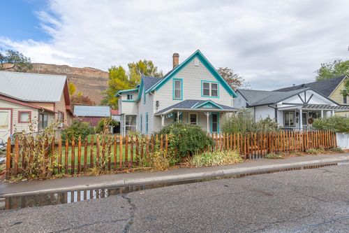 122 W 5th St, Palisade, CO, 81526-5012 | Card Image