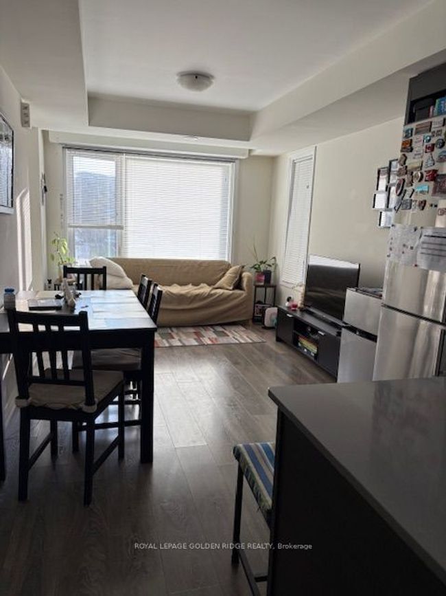 2 - 163 William Duncan Rd, Condo with 3 bedrooms, 1 bathrooms and null parking in North York ON | Image 10