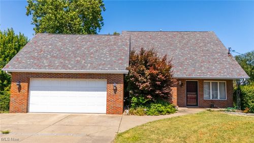 3465 Pennsylvania Avenue, Weirton, WV, 26062 | Card Image