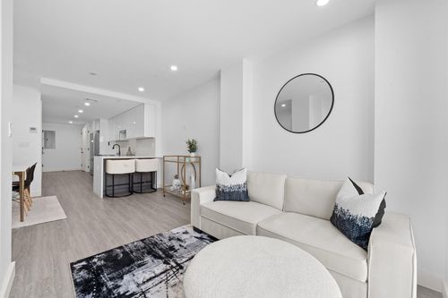 2b-46 Vernon Blvd, Long Island City, NY, 11101-5089 | Card Image