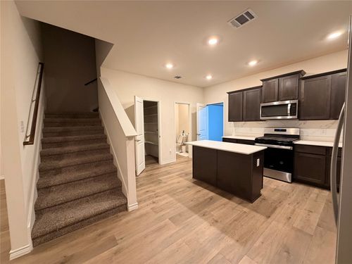 2249 Lasso Ct, Mesquite, TX, 75149-3108 | Card Image