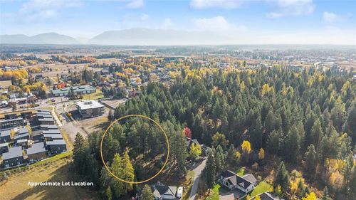 433 E Marina Crest Ln, Whitefish, MT, 59937-2130 | Card Image