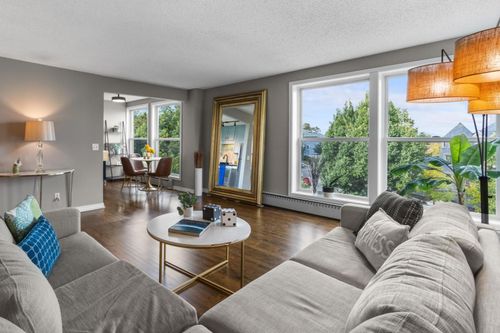 apt-301-821 Douglas Ave, Minneapolis, MN, 55403-3120 | Card Image