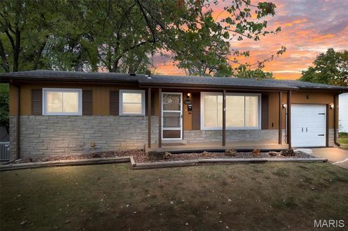 6803 Cherryvale Dr, Hazelwood, MO, 63042-3307 | Card Image