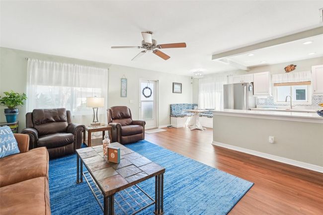APT-185 - 301 Andover Pl S, Condo with 2 bedrooms, 2 bathrooms and null parking in SUN CITY CENTER FL | Image 5