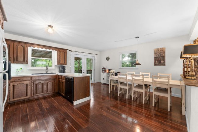 KitchenDiningA | Image 14