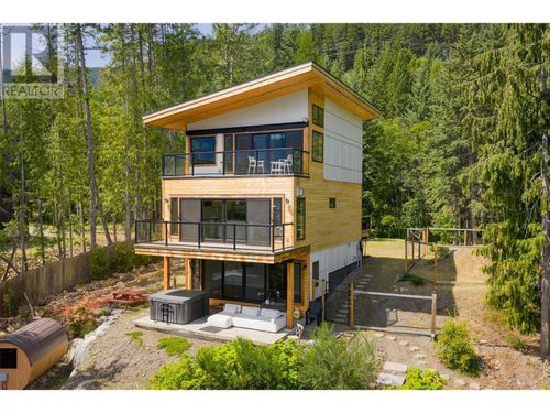5336 Amundsen Road, Kaslo, BC, V0G1Y0 | Card Image