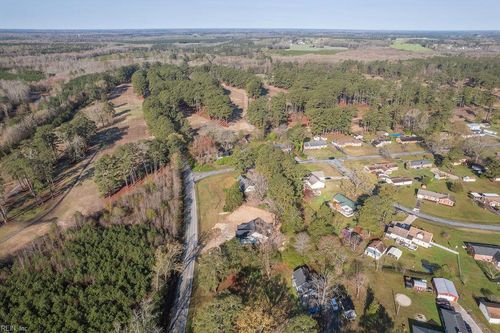 23205 Scottswood Dr, Franklin, VA, 23851 | Card Image