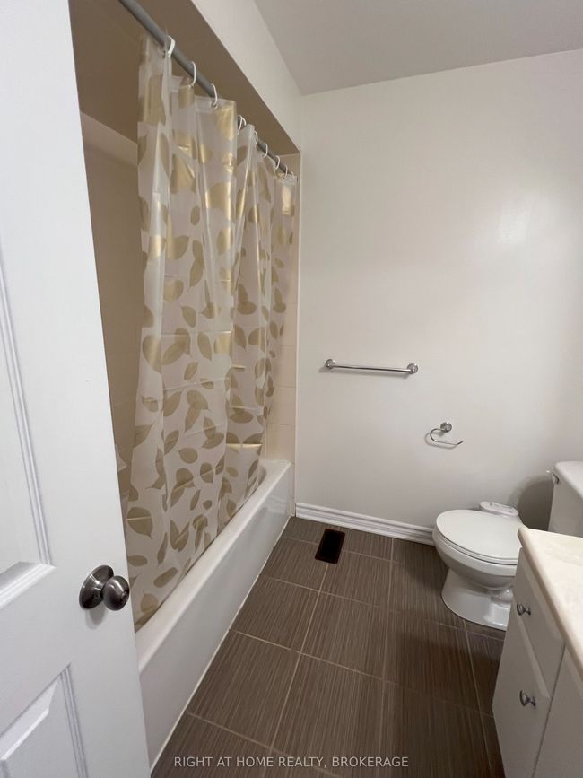 60 Zachary Pl, House attached with 4 bedrooms, 3 bathrooms and 2 parking in Vaughan ON | Image 29