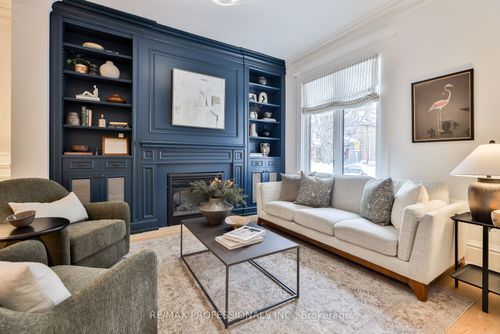 18 Constance St, Toronto, ON, M6R1S4 | Card Image