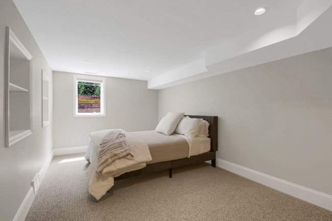 4th Bedroom with Walk-in Closet | Image 42
