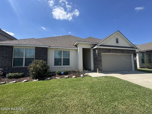 204 Verger Dr, Youngsville, LA, 70592-6708 | Card Image