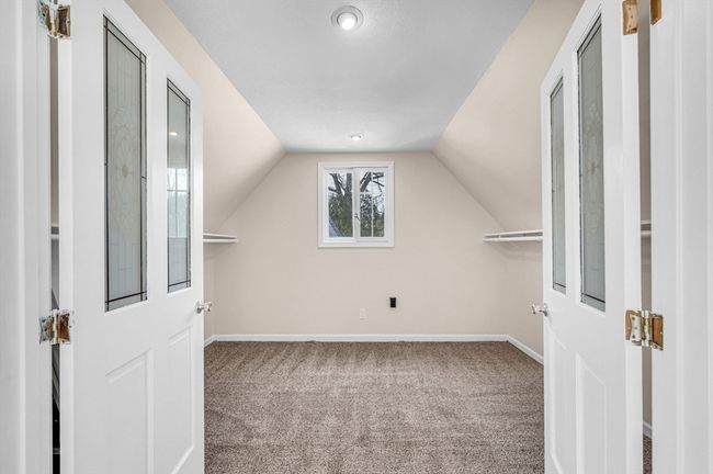 16 Kaolin Rd, House other with 3 bedrooms, 2 bathrooms and 6 parking in Blandford MA | Image 25
