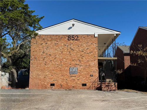 6-852 W Little Bay Avenue, Norfolk, VA, 23503 | Card Image
