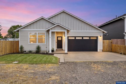 840 2nd St, Gervais, OR, 97026-8938 | Card Image
