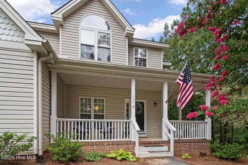 1314 Devonshire Trl, Aberdeen, NC, 28315-3932 | Card Image