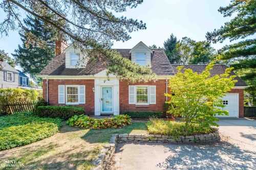 245 Moross Rd Road, Grosse Pointe Farms, MI, 48236 | Card Image