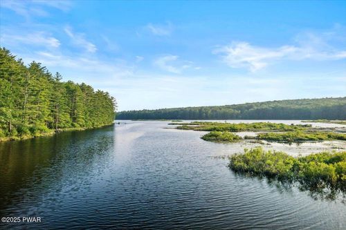 173 Water View Dr, Hawley, PA, 18428-7838 | Card Image