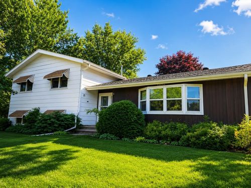 19655 724th Ave, Albert Lea, MN, 56007-5576 | Card Image