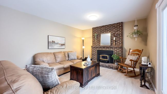 18 Conway Crt, House other with 4 bedrooms, 3 bathrooms and 10 parking in Thamesford ON | Image 14
