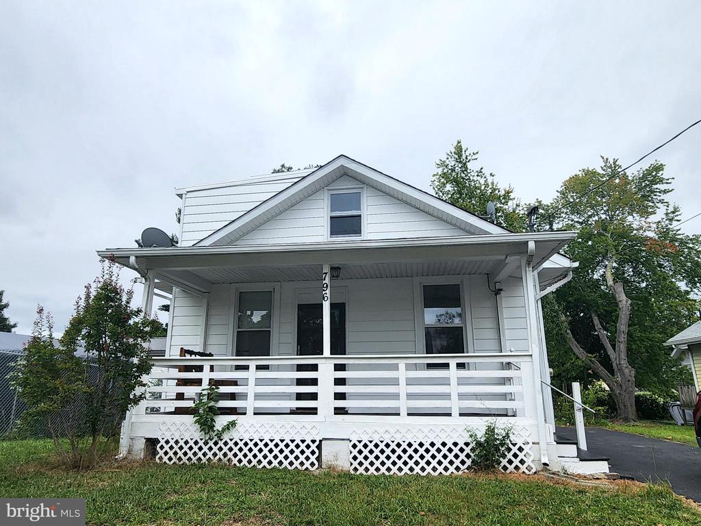 8th St, Vineland, NJ 08360
