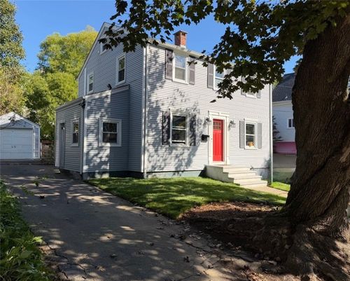 20 E George St, Providence, RI, 02906-3909 | Card Image