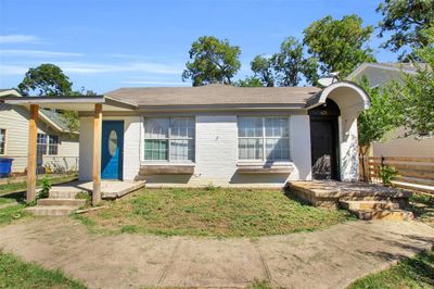 View of ranch-style home | Image 1