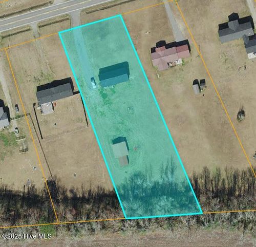 1931 Nc Highway 102 W, Chocowinity, NC, 27817-9329 | Card Image