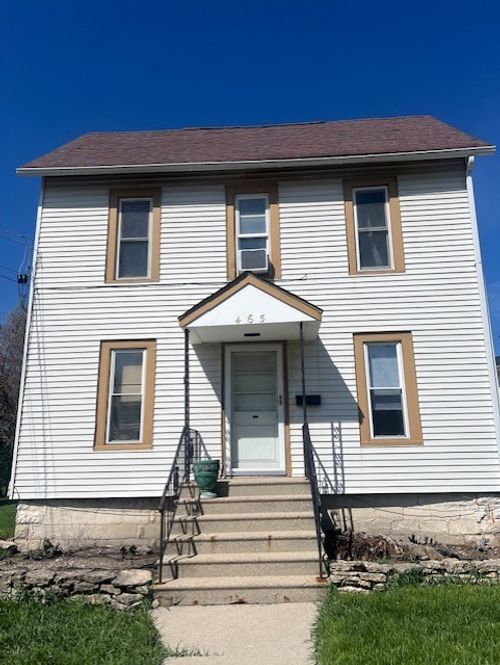 465 E State St, Sycamore, IL, 60178-1515 | Card Image