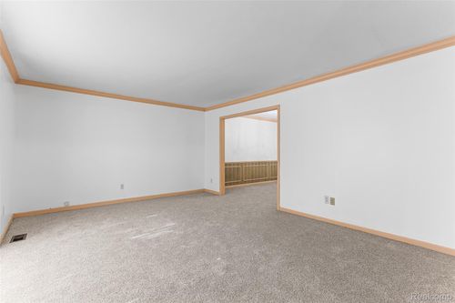 1880 Pelican Ct, Troy, MI, 48084-1432 | Card Image