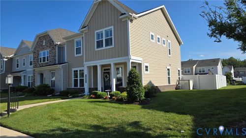 10811 Porter Park Ln, Glen Allen, VA, 23059-8043 | Card Image