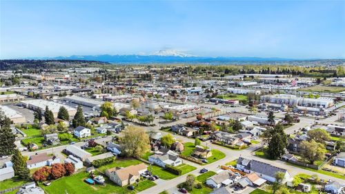 1317 47th Avenue E, Fife, WA, 98424 | Card Image