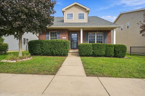 1524 Belclare Rd, Normal, IL, 61761-4928 | Card Image