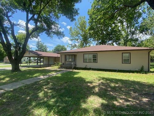 110 Dime Ave, Savanna, OK, 74565-5000 | Card Image