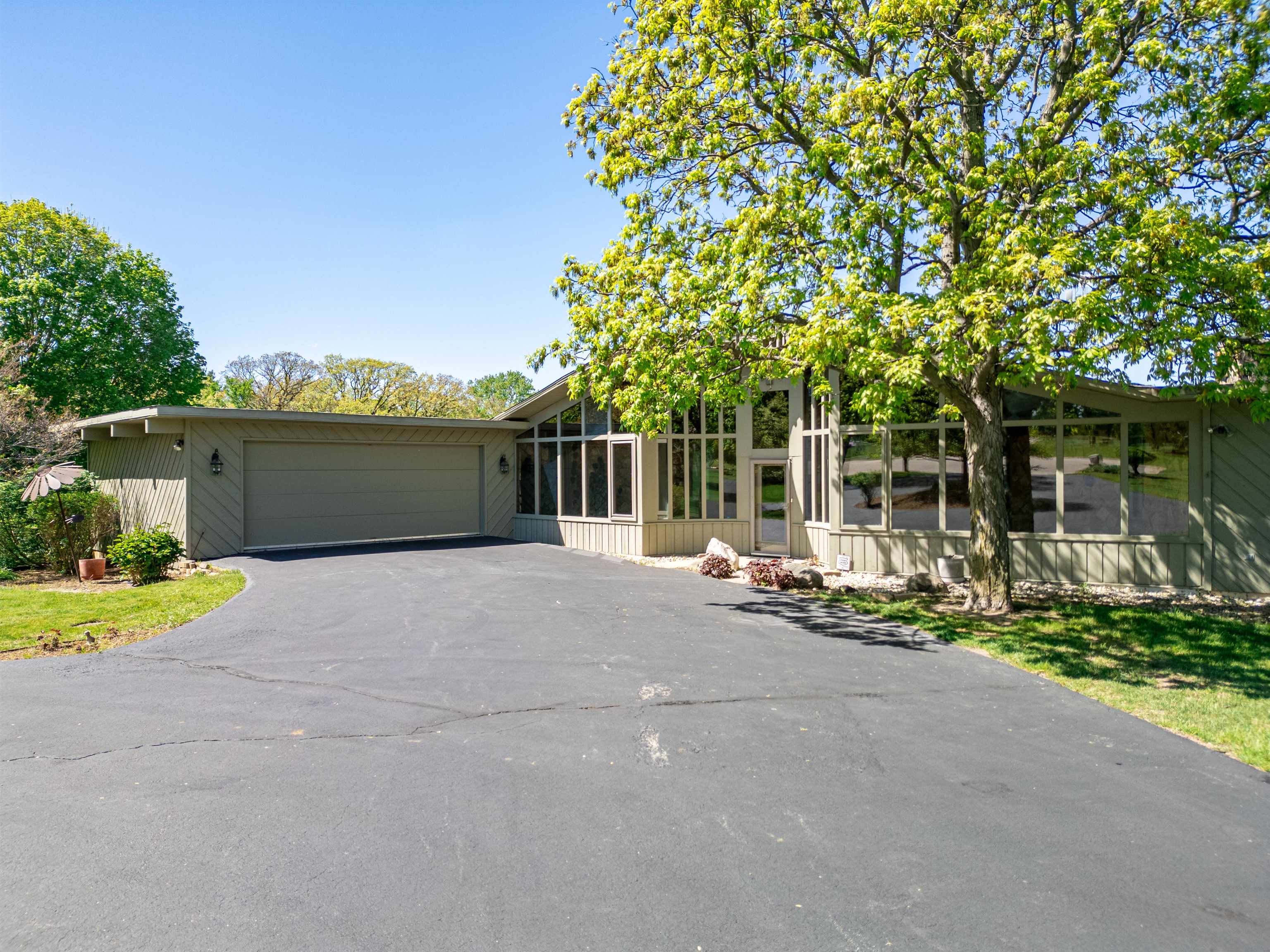 Residential in ROCKFORD 3