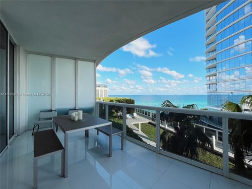 apt-507-15811 Collins Ave, Sunny Isles Beach, FL, 33160-4882 | Card Image