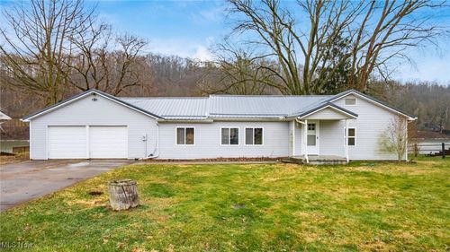 3520 Riverside Airport Dr, Zanesville, OH, 43701 | Card Image