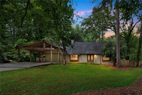112 Valley Rd, Stockbridge, GA, 30281-2343 | Card Image