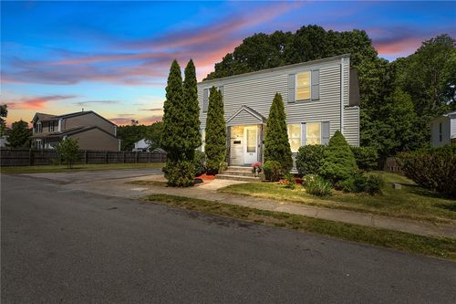 58 Perkins Ave, Cranston, RI, 02910-3912 | Card Image