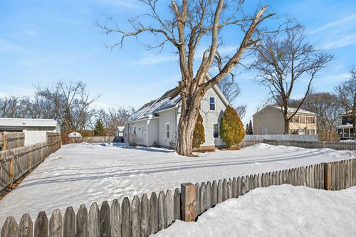 185 Mast Rd, Manchester, NH, 03102-4135 | Card Image