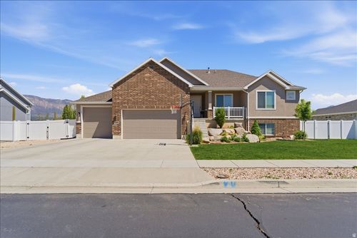 2374 N 2825 W, Plain City, UT, 84404-8633 | Card Image