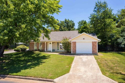 100 Elberta St, Mt Vernon, TX, 75457-3200 | Card Image
