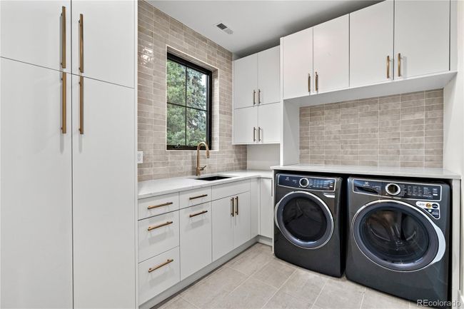 1238 S Saint Paul St, House other with 4 bedrooms, 6 bathrooms and 3 parking in Denver CO | Image 42