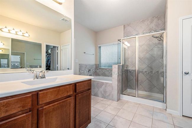 9215 Union Meadow Ln, House other with 4 bedrooms, 4 bathrooms and 2 parking in Cypress TX | Image 18