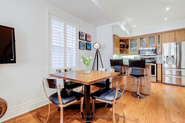 12 - 1968 Bloor St W, House attached with 3 bedrooms, 3 bathrooms and null parking in Toronto ON | Image 8