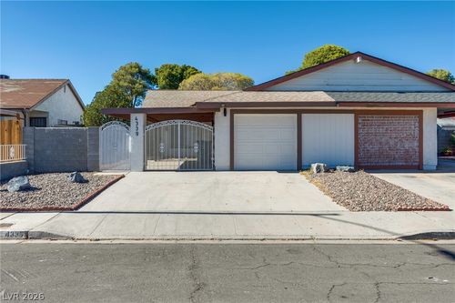 4339 Pinegrove St, Las Vegas, NV, 89147-4707 | Card Image